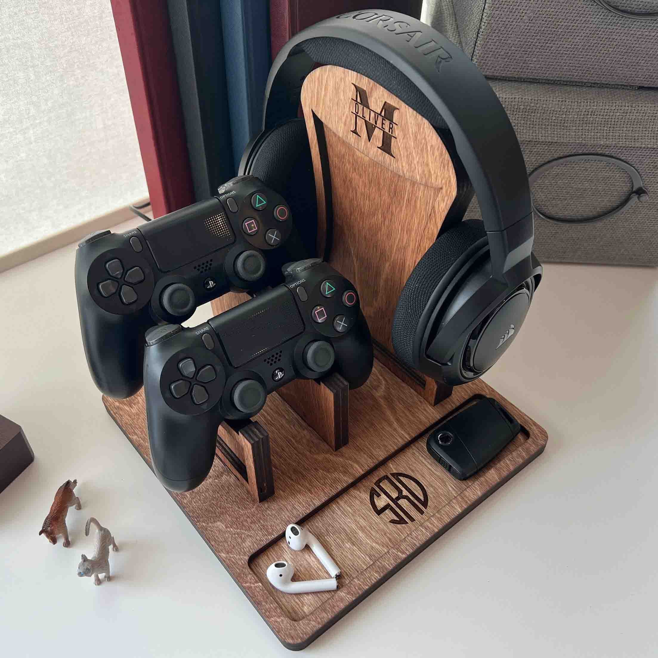 Personalized Headphone and Controller Stand For Gamer Dad Father's Day Gift