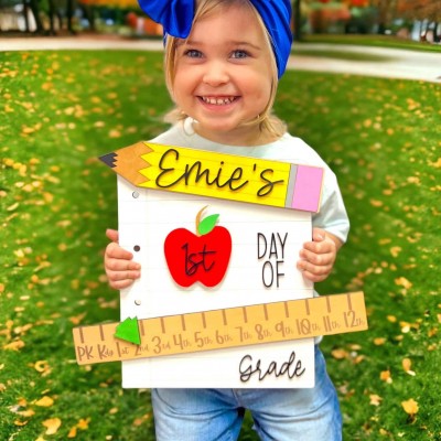Personalized 1st/Last Day Back to School Prop Interchangeable Sign For Kids