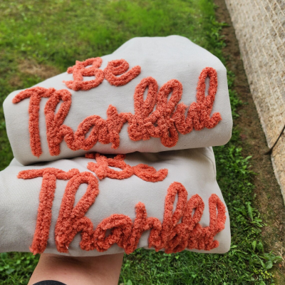 Personalized Chenille YARN EMBROIDERED Sweatshirt Hoodie Chrismas Gift for Family