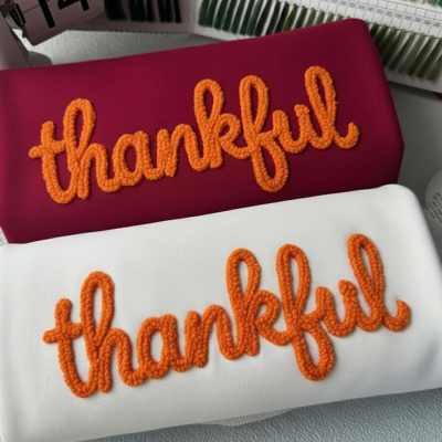 Personalized Chenille YARN EMBROIDERED Sweatshirt Hoodie Chrismas Gift for Family