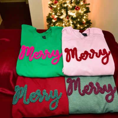 Personalized Chenille YARN EMBROIDERED Sweatshirt Hoodie Chrismas Gift for Family