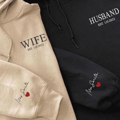 Custom Embroidered Wife & Husband Sweatshirt Hoodies, Personalized Couple Names On Sleeve With Heart, Custom Anniversary Date, Gifts For Couples, Gifts For Wife, Husband, Bride Sweatshirt